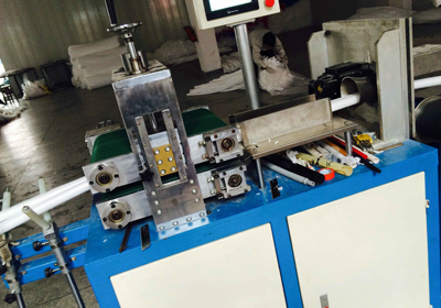 珍珠棉自动切管机